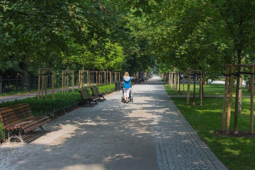 Parkowy Apartament Appartement Wrocław Buitenkant foto